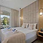 アパートホテル Lido 4*