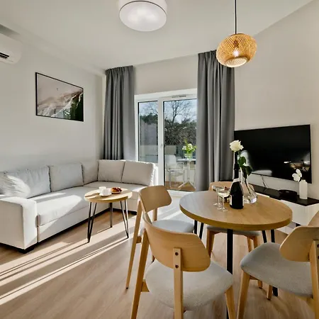 Apartmanhotel Lido 4*